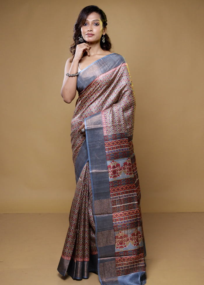 Grey Tussar Silk Saree With Blouse Piece