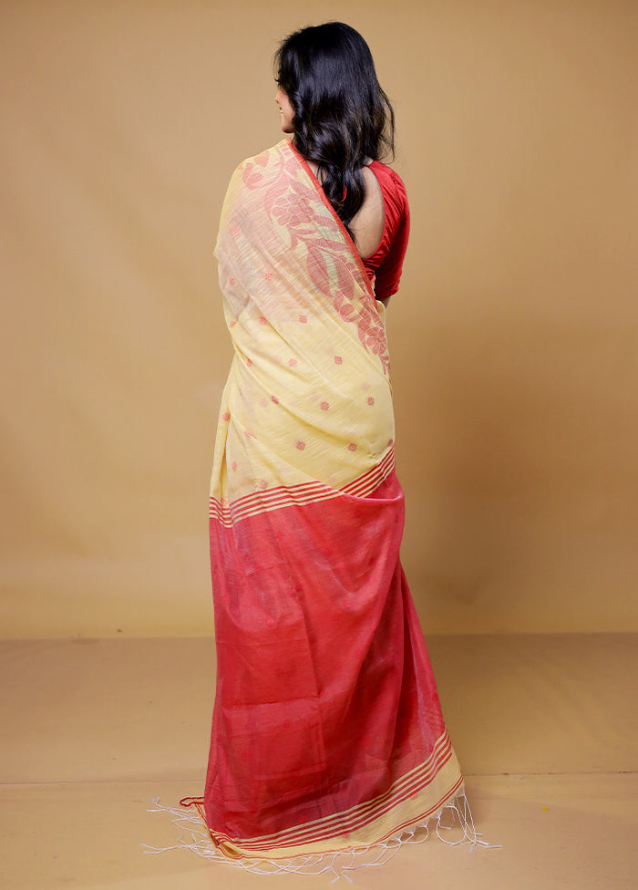 Yellow Cotton Saree With Blouse Piece