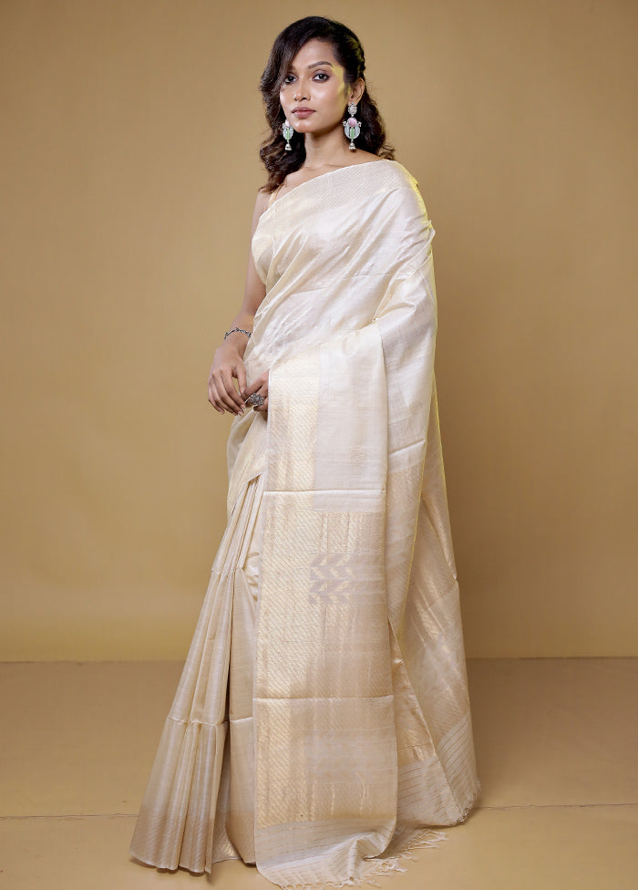 Cream Handloom Tussar Pure Silk Saree With Blouse Piece