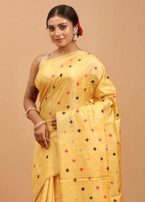 Yellow Handloom Tussar Pure Silk Saree With Blouse Piece