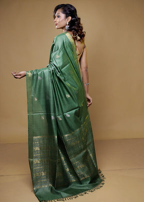 Green Handloom Tussar Pure Silk Saree With Blouse Piece