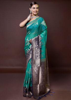 Blue Organza Saree With Blouse Piece