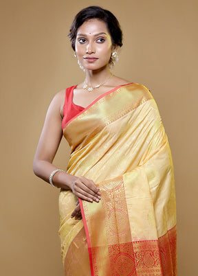 Cream Kanjivaram Silk Saree With Blouse Piece