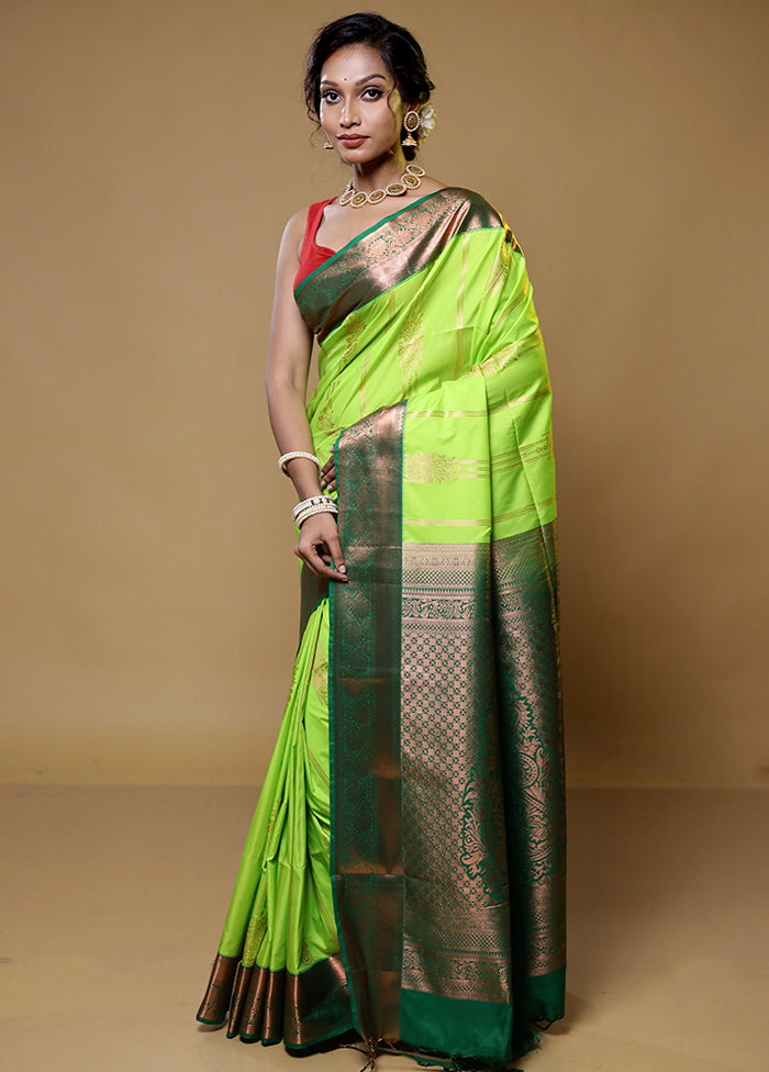 Green Kanjivaram Silk Saree With Blouse Piece