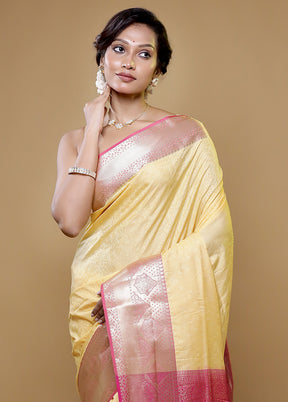 Cream Kanjivaram Silk Saree With Blouse Piece