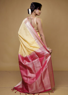 Cream Kanjivaram Silk Saree With Blouse Piece