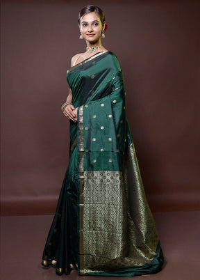 Green Kanjivaram Silk Saree With Blouse Piece