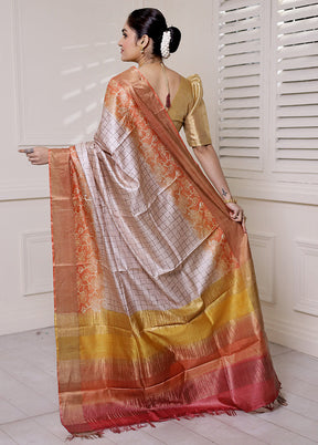 Cream Tussar Silk Saree With Blouse Piece