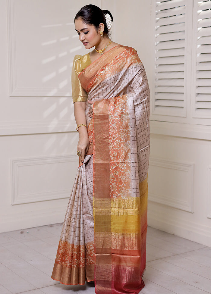 Cream Tussar Silk Saree With Blouse Piece