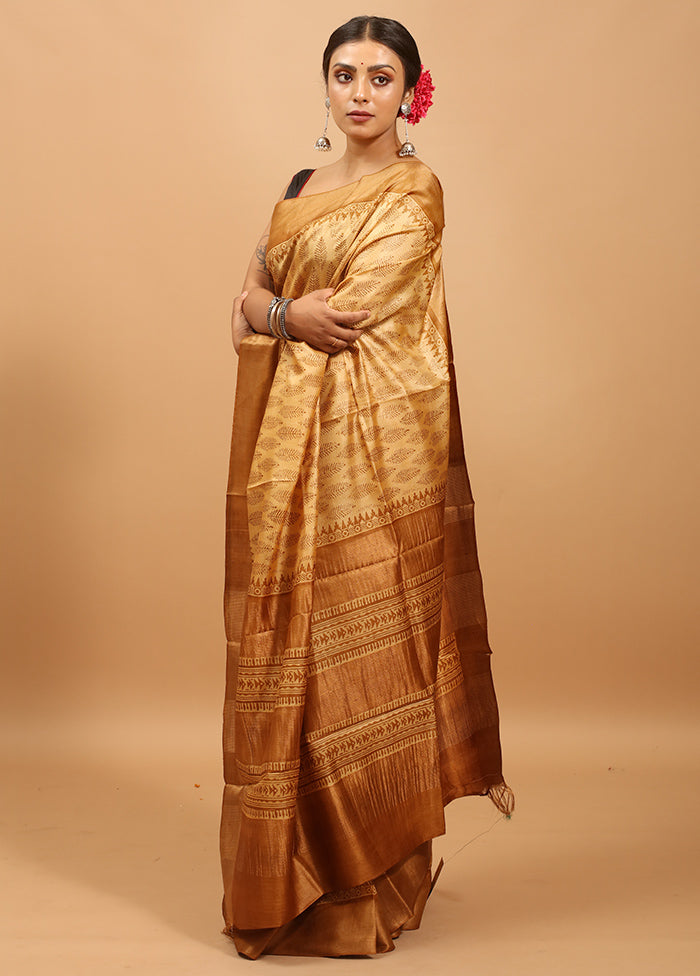 Cream Handloom Tussar Pure Silk Saree With Blouse Piece