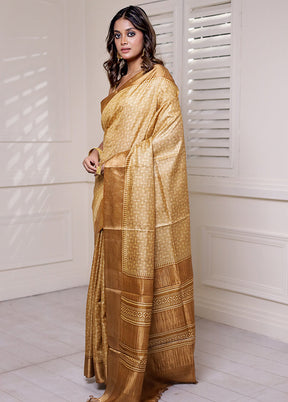 Cream Handloom Tussar Pure Silk Saree With Blouse Piece