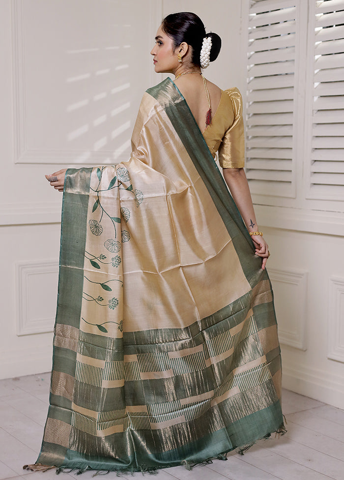 Cream Tussar Silk Saree With Blouse Piece