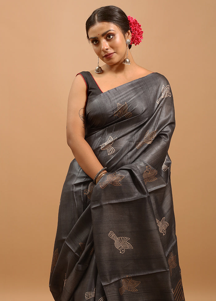 Grey Handloom Tussar Pure Silk Saree With Blouse Piece