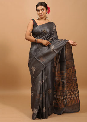 Grey Handloom Tussar Pure Silk Saree With Blouse Piece