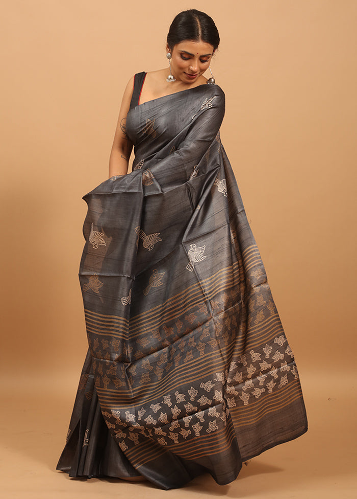 Grey Handloom Tussar Pure Silk Saree With Blouse Piece