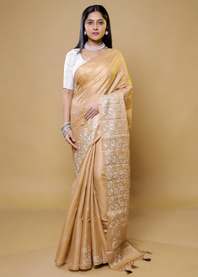 Cream Tussar Silk Saree With Blouse Piece