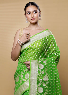 Green Dupion Silk Saree With Blouse Piece