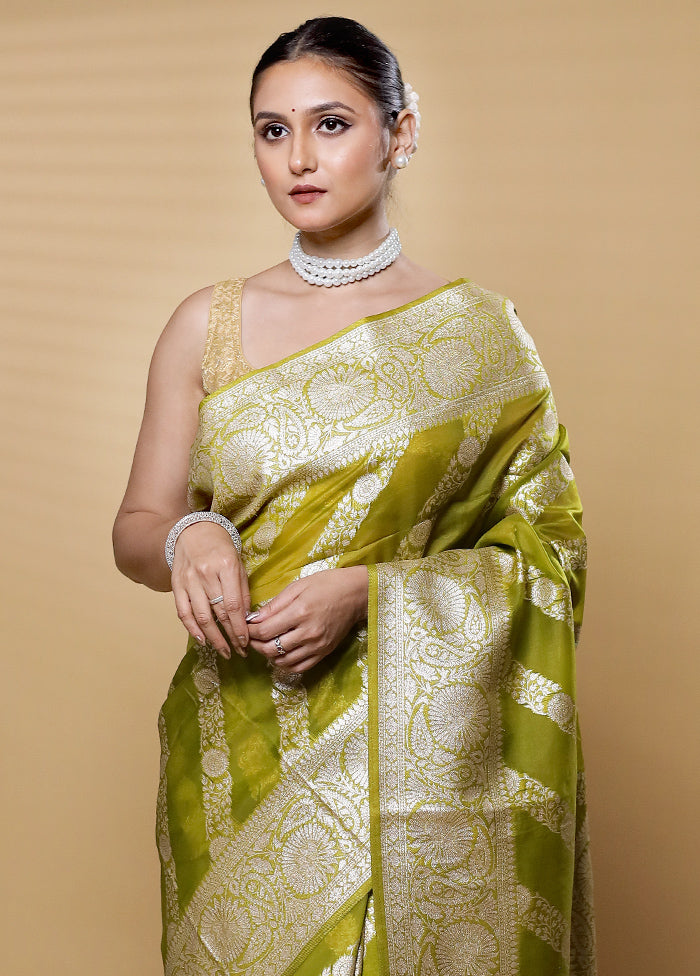 Green Dupion Silk Saree With Blouse Piece