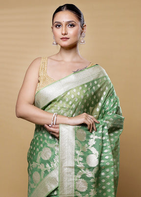 Green Dupion Silk Saree With Blouse Piece