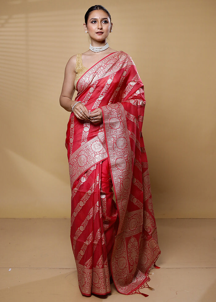 Red Dupion Silk Saree With Blouse Piece