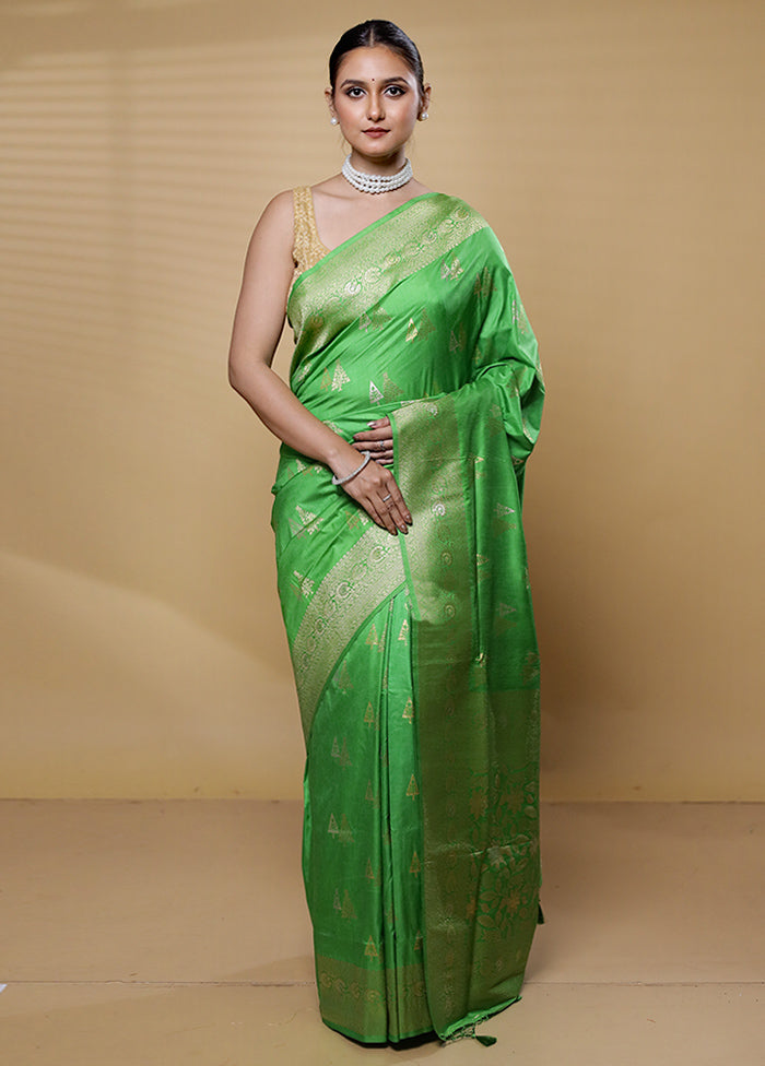 Green Dupion Silk Saree With Blouse Piece