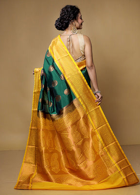 Green Kanjivaram Silk Saree With Blouse Piece