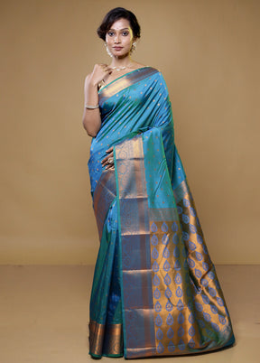 Green Kanjivaram Silk Saree With Blouse Piece