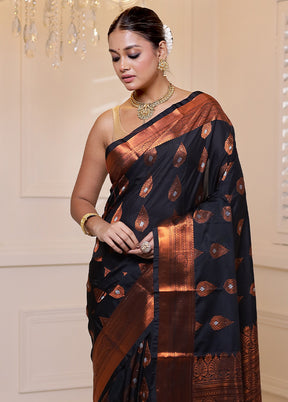 Black Kanjivaram Silk Saree With Blouse Piece