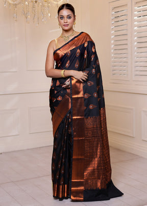 Black Kanjivaram Silk Saree With Blouse Piece