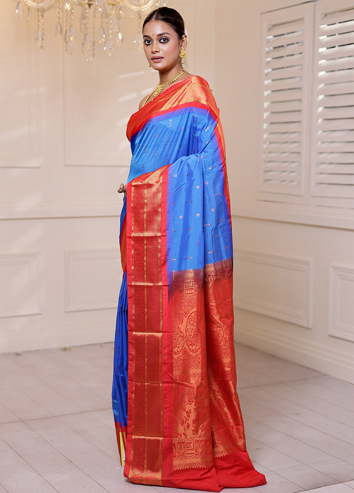 Blue Kanjivaram Silk Saree With Blouse Piece