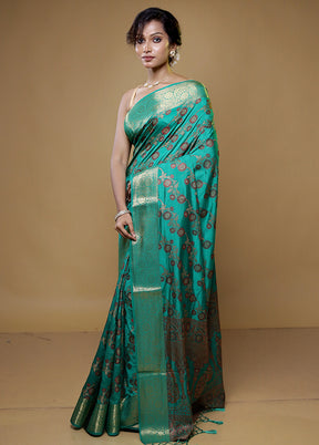 Green Dupion Silk Saree With Blouse Piece