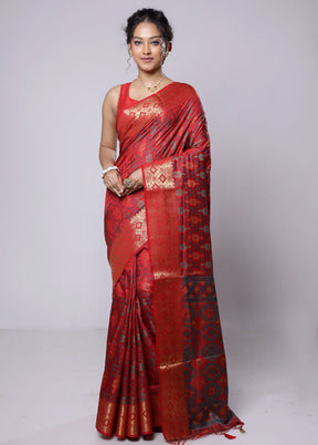 Red Dupion Silk Saree With Blouse Piece