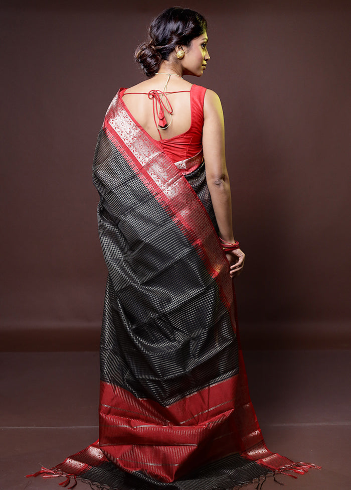 Black Cotton Saree With Blouse Piece