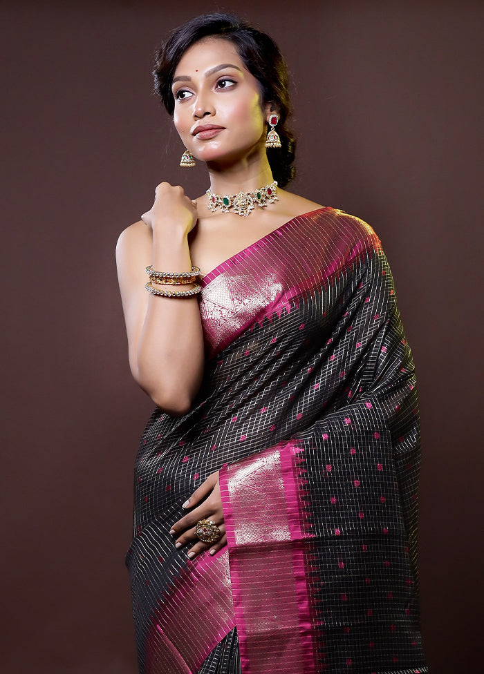 Black Cotton Saree With Blouse Piece