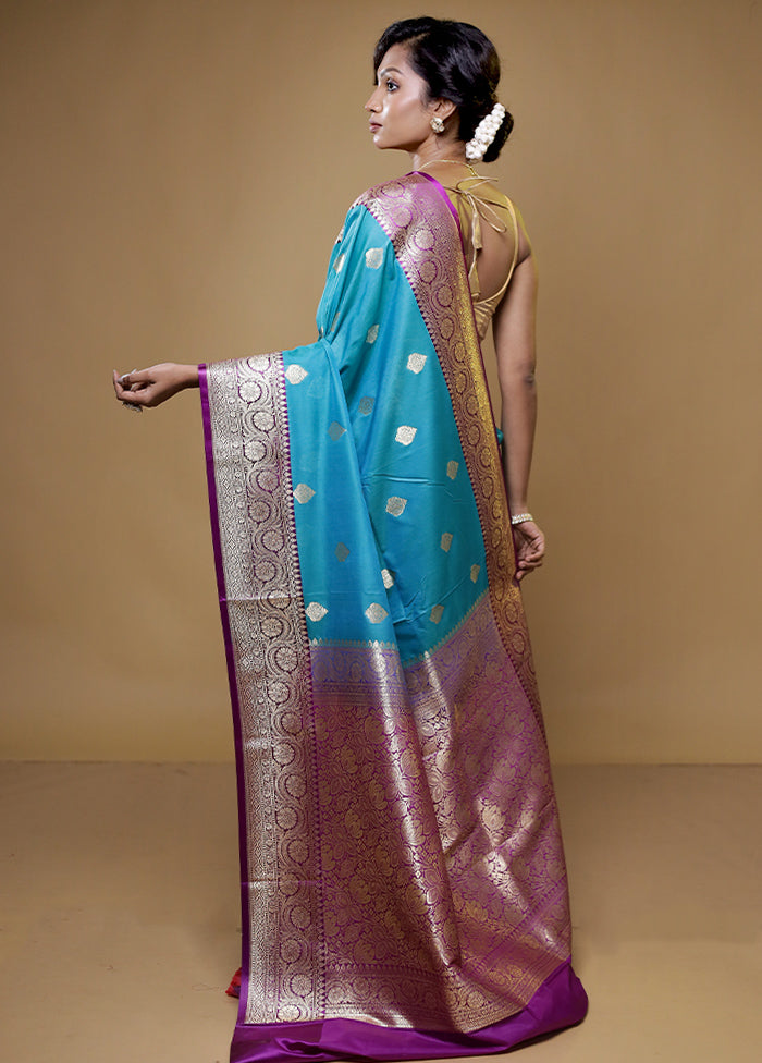 Blue Katan Silk Saree With Blouse Piece