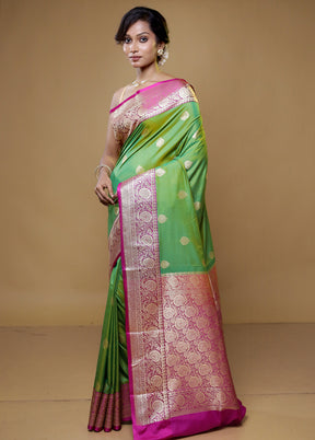 Green Katan Silk Saree With Blouse Piece