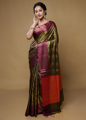 Green Dupion Silk Saree With Blouse Piece