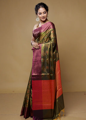 Green Dupion Silk Saree With Blouse Piece