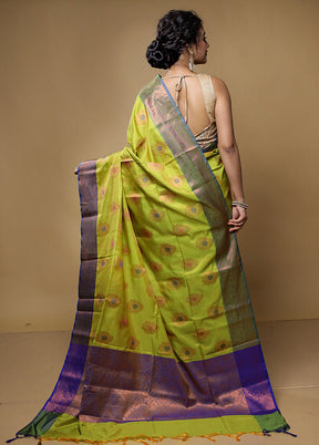 Green Dupion Silk Saree With Blouse Piece