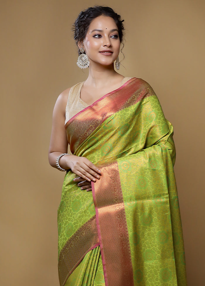 Green Dupion Silk Saree With Blouse Piece