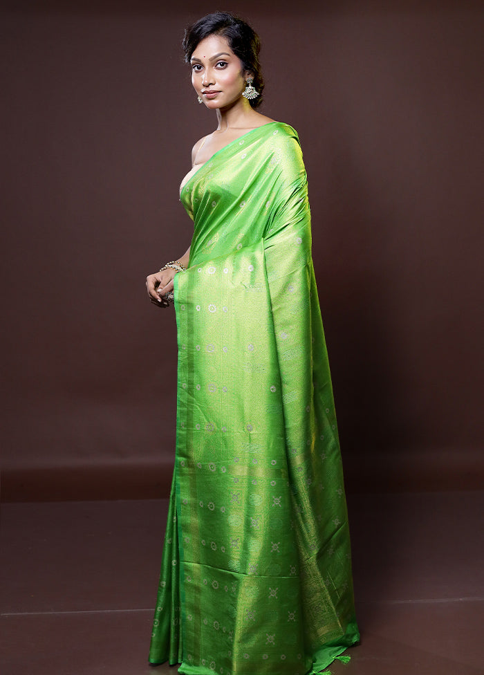 Green Dupion Silk Saree With Blouse Piece