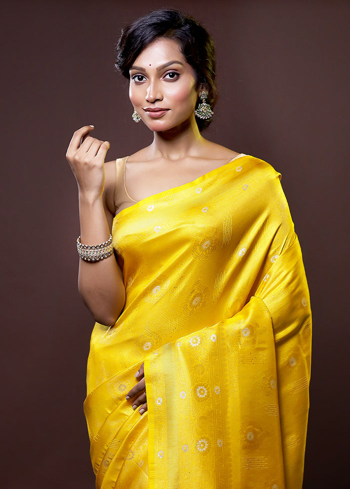 Yellow Dupion Silk Saree With Blouse Piece