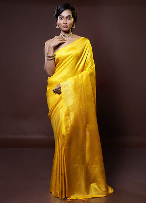 Yellow Dupion Silk Saree With Blouse Piece