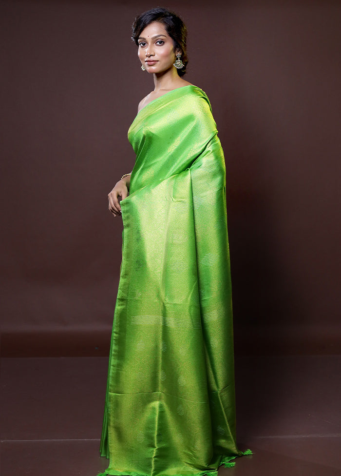 Green Dupion Silk Saree With Blouse Piece