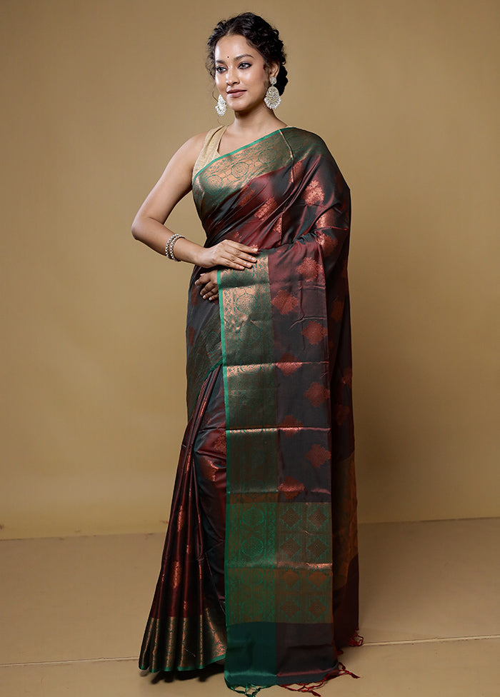 Green Dupion Silk Saree With Blouse Piece