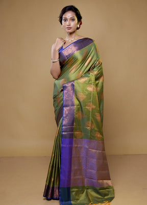 Green Dupion Silk Saree With Blouse Piece