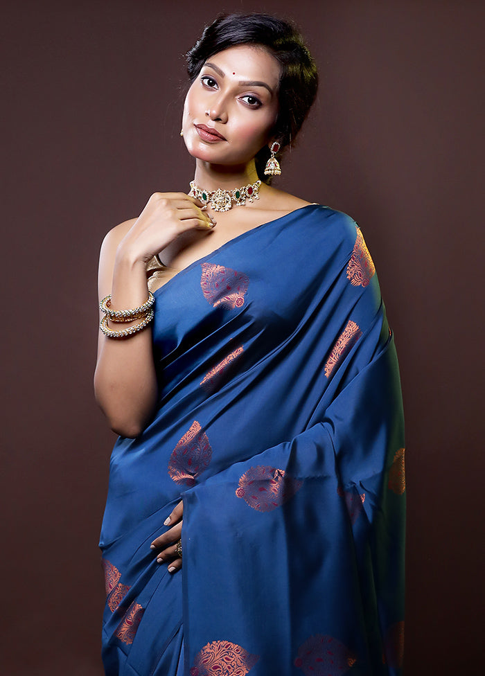 Blue Kanjivaram Silk Saree With Blouse Piece