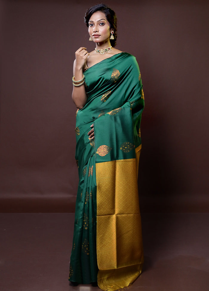 Green Kanjivaram Silk Saree With Blouse Piece