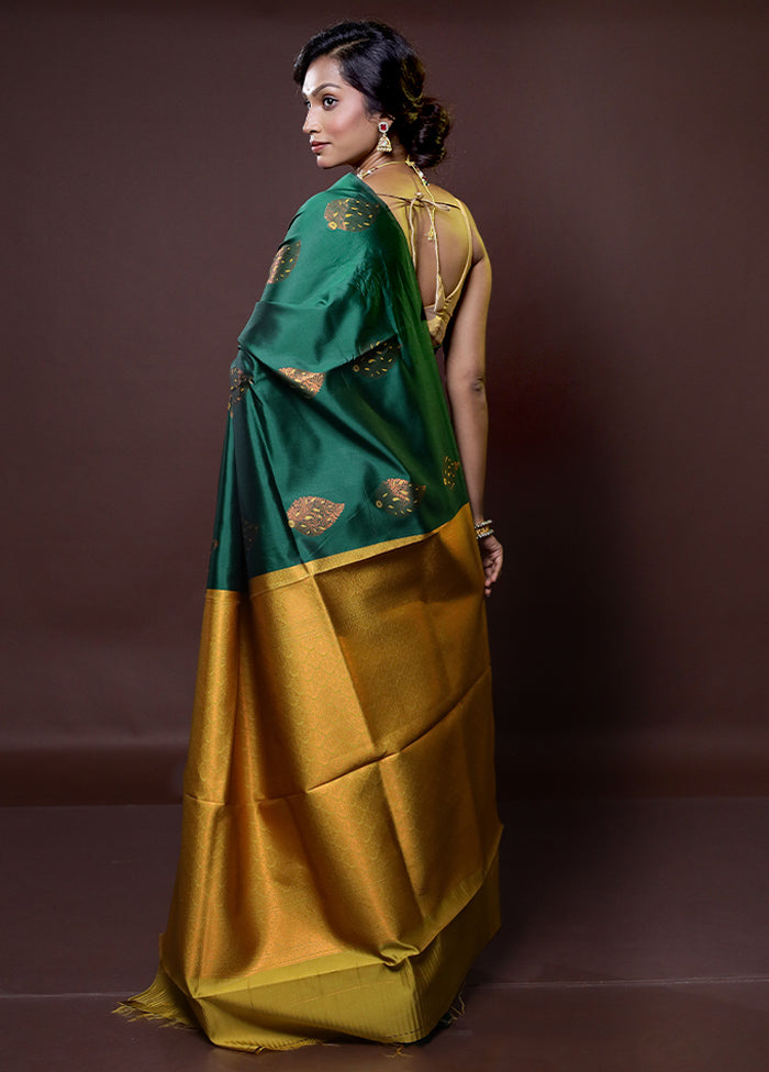 Green Kanjivaram Silk Saree With Blouse Piece