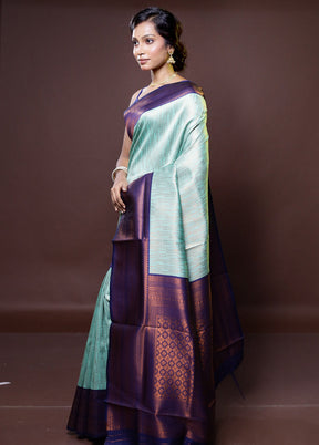 Green Kanjivaram Silk Saree With Blouse Piece